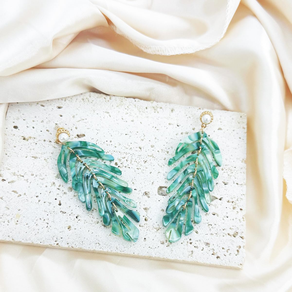 Palm Leaf Earrings - Green or White