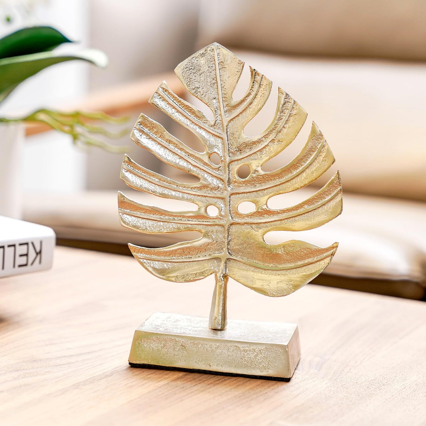 Gold Monstera Leaf Sculpture Decor